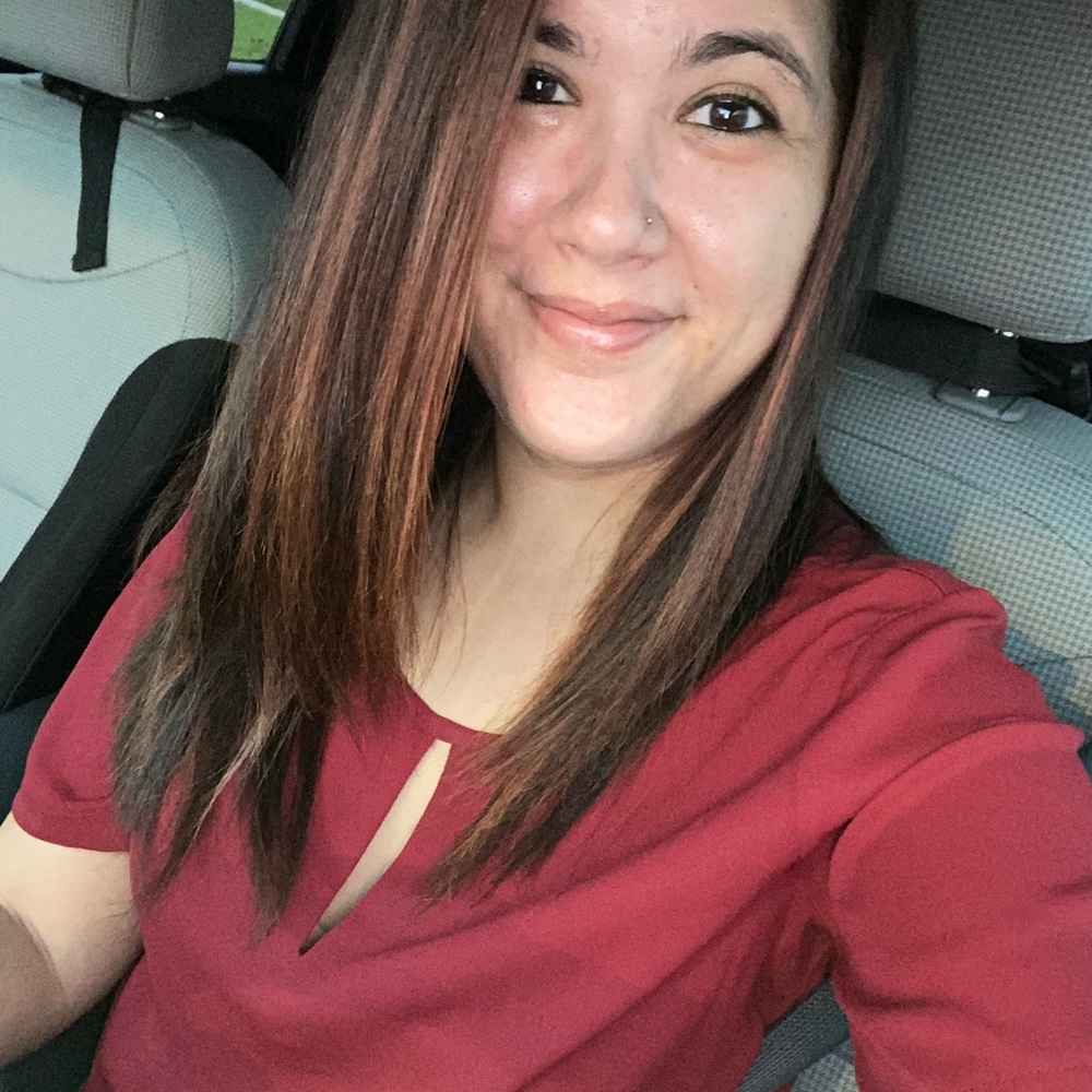 Meet your Posher, Melina